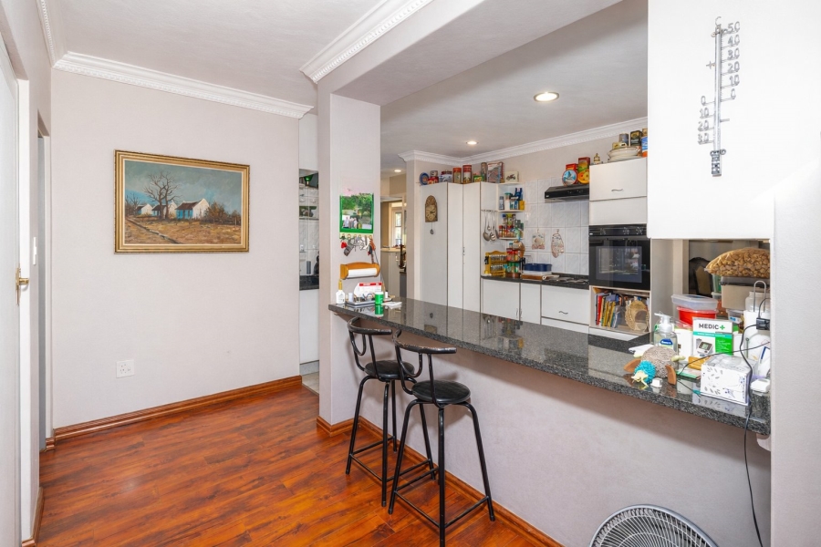 5 Bedroom Property for Sale in Meerhof North West